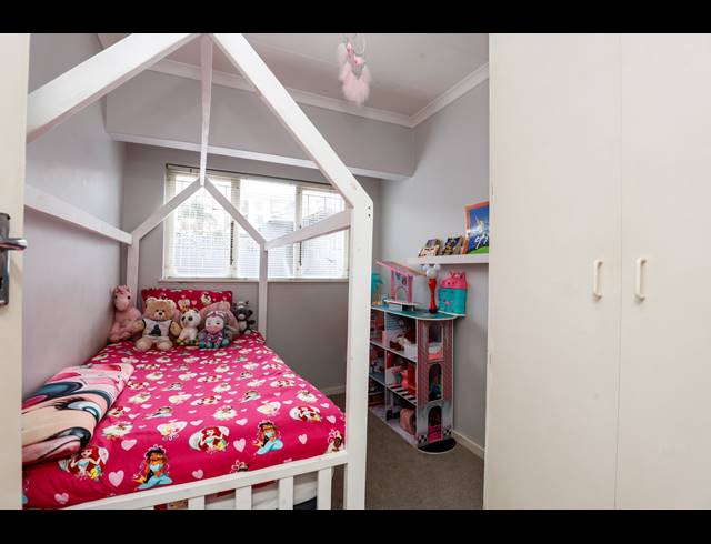 3 BEDROOM TOWNHOUSE FOR SALE IN GLENWOOD